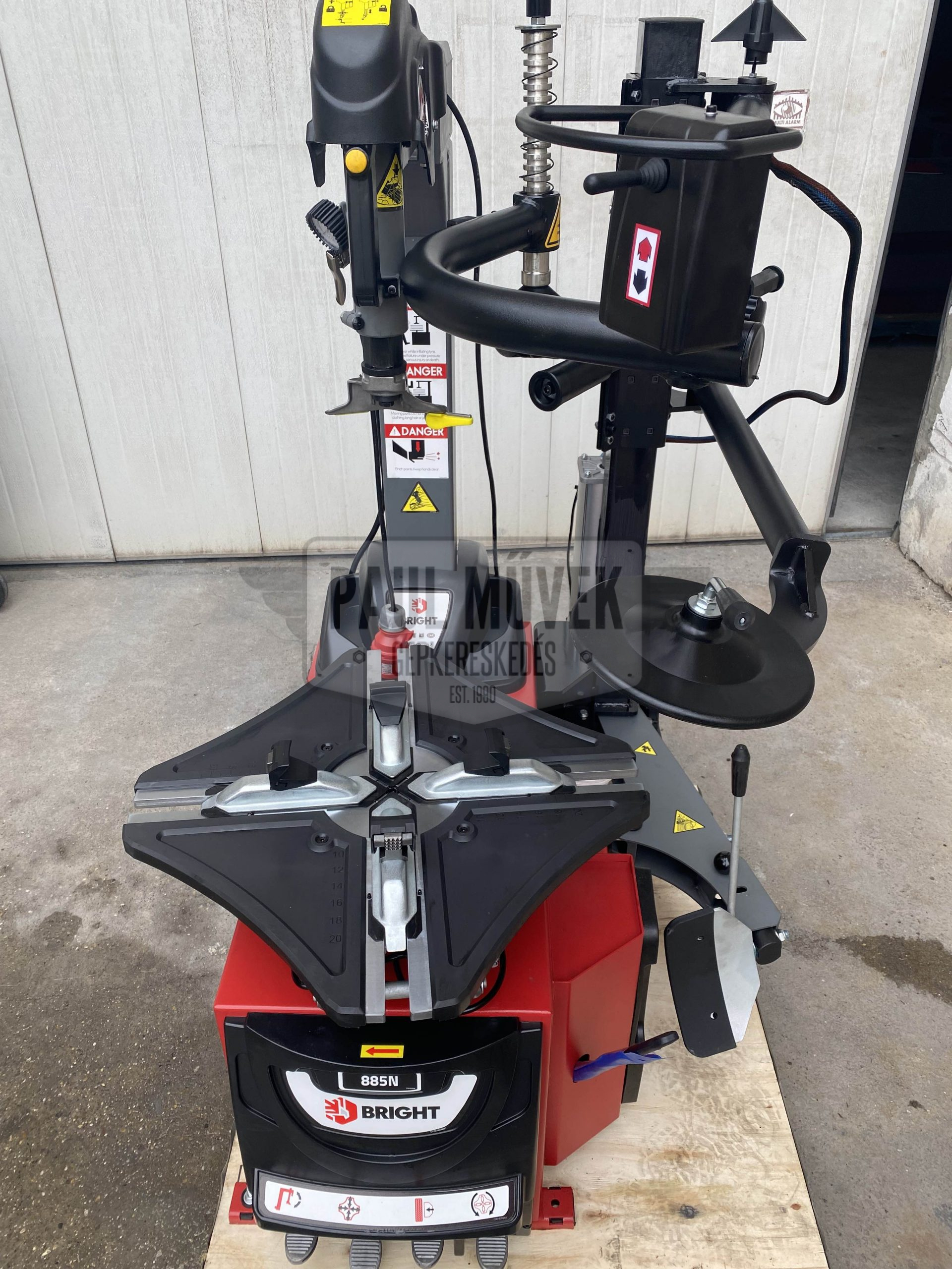 BRIGHT LC885N AUTOMATIC TIRE CHANGER + AL390 ASSIST ARM - Image 6